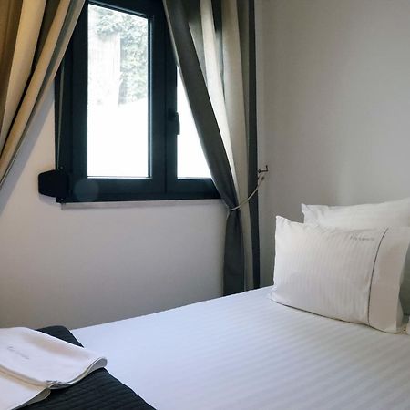 Gazi Boutique Apartment 2 Athens Exterior photo