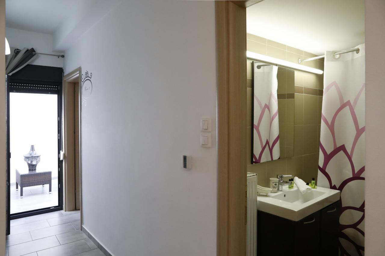 Gazi Boutique Apartment 2 Athens Exterior photo